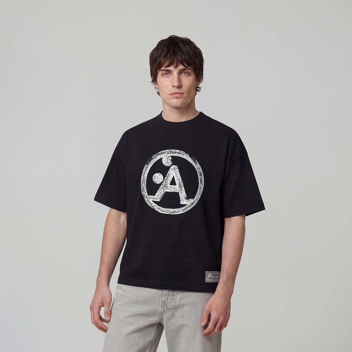 PRIMER LANZAMIENTO DEL FUNDADOR DE GALAXY TEE
